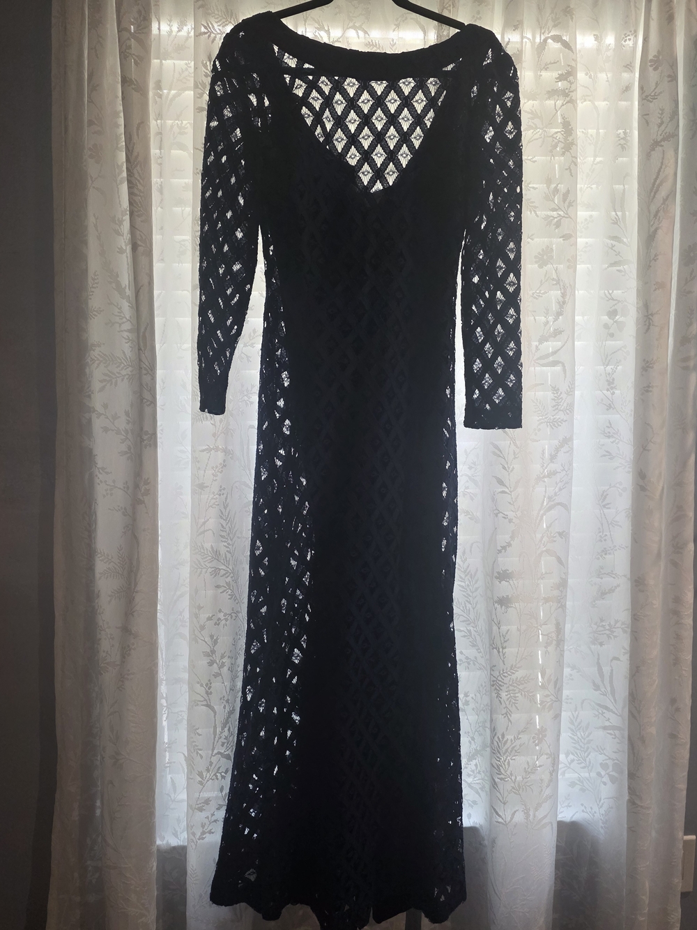Vintage Navy Blue Maxi Dress. Fitted • Low Back • Long Sleeve.
